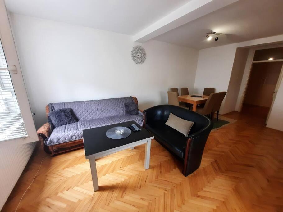 Apartman Lan - Free Parking Vranje Exterior foto